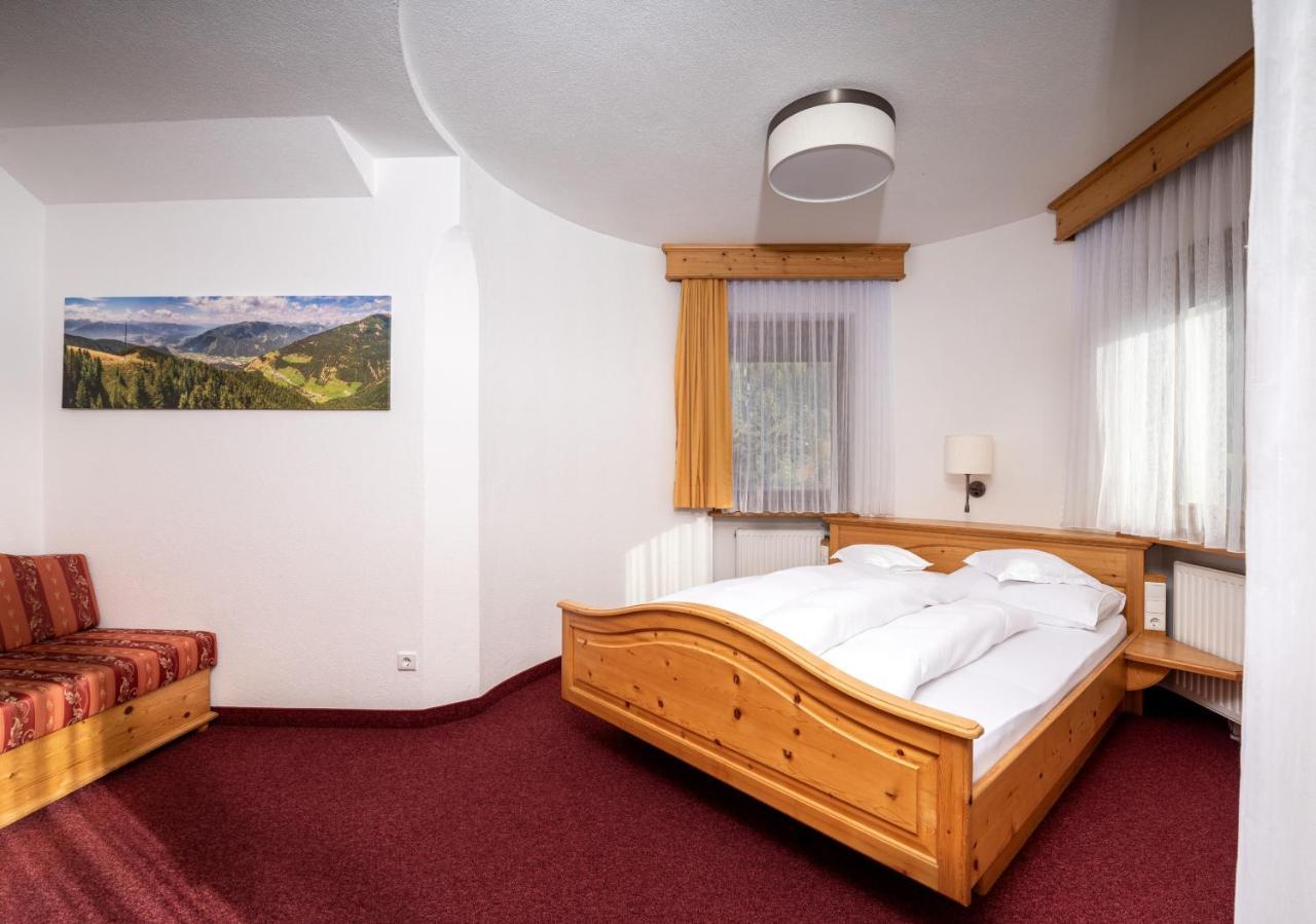 Aparthotel Panorama Gais Bagian luar foto